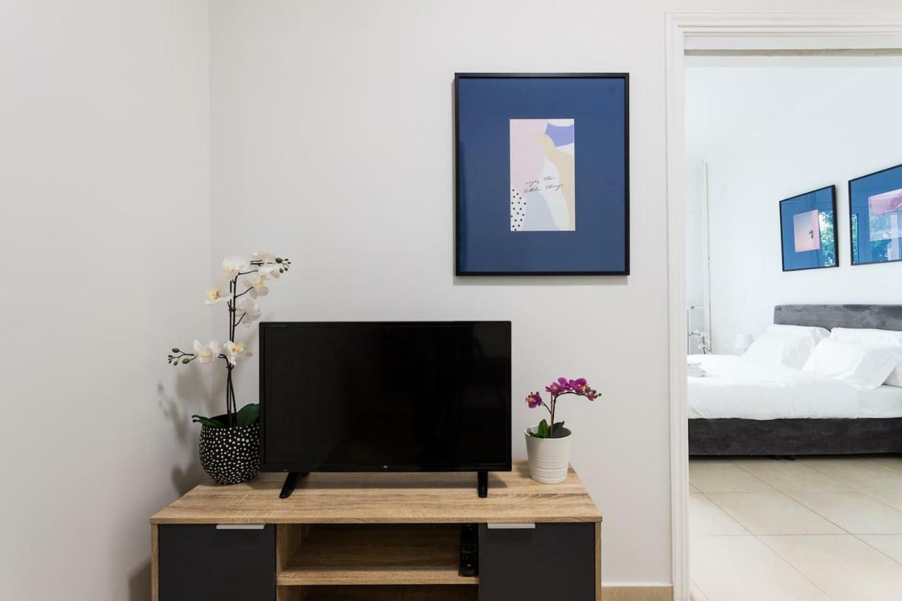 Two Bedroom Flat At Lycabettus Hill Athen Exterior foto