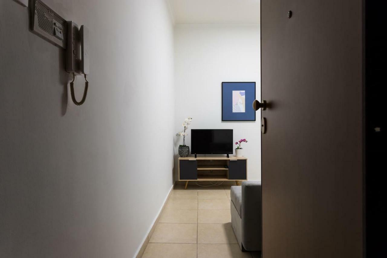 Two Bedroom Flat At Lycabettus Hill Athen Exterior foto